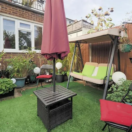 Stunning, Large 1 Bed Riverside Flat Londres Exterior foto