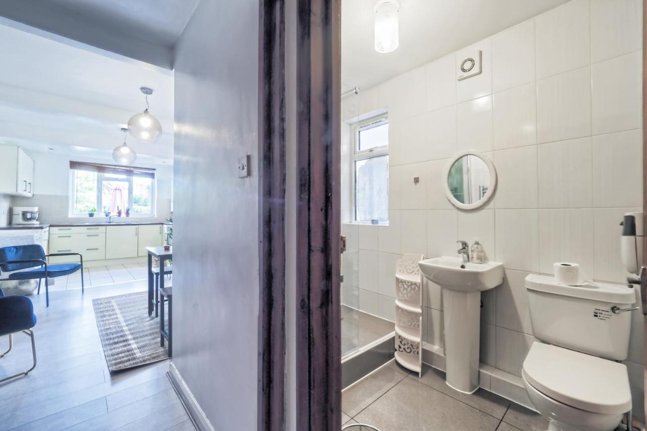 Stunning, Large 1 Bed Riverside Flat Apartamento *